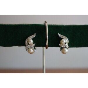 Faux Double Pearl Rhinestone Swirl Drop Clip On Silver Toned Elegant Classic